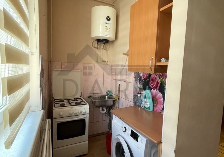 🏡 Garsonieră de închiriat | 7 Noiembrie – TCM | Aproape de UMF 250 € - Poză 4