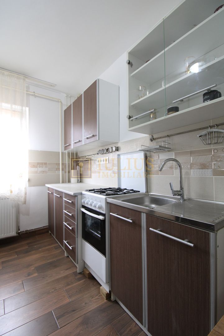 Zona Lipovei, 4 camere + 2 bai, centrala proprie, PET-FRIENDLY - Poză 7