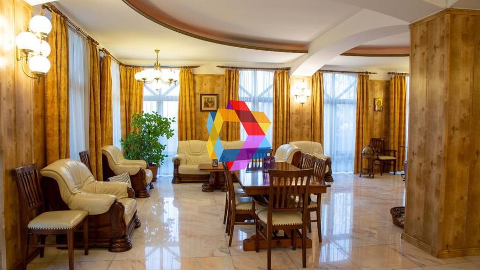 Conac cu piscina - 1810 mp - Poză 7