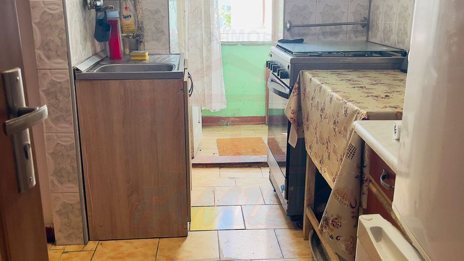 Apartament 2 camere, Faleza (P-uri)  Etaj 3, Vedere la Dunăre, Galati - Poză 3