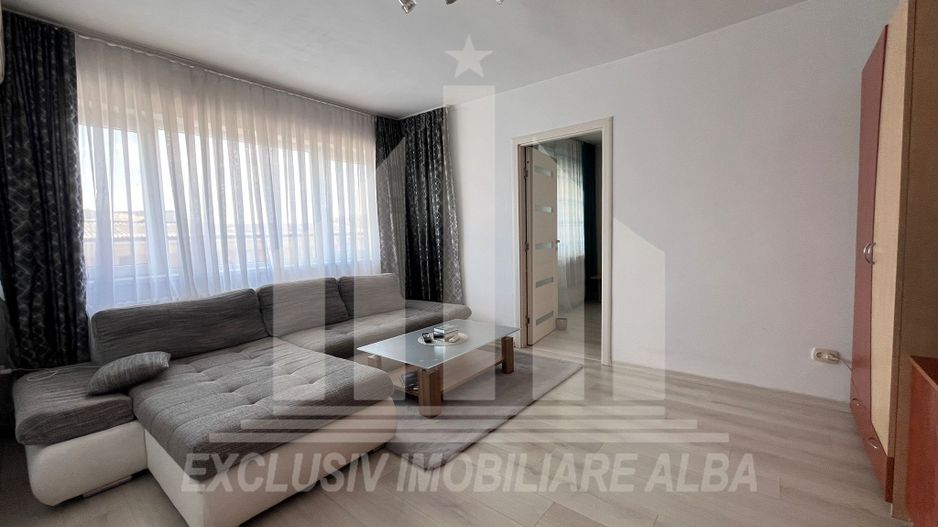 Apartament de vanzare 2 camere zona Centru - Poză 1