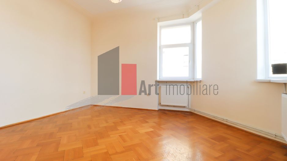 Apartamentul "DEKORA", bloc Art Deco, interior compartimentat de exceptie - Poză 16