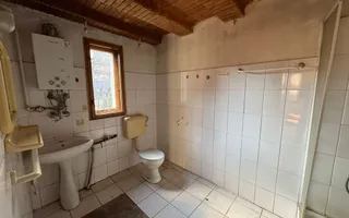 Teren și casă de vânzare în Miercurea Ciuc (central, strada Leliceni) - Poză 26