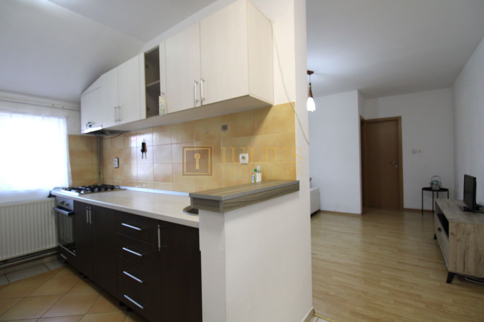 Sagului la 4 min de Shopping City! 2camere; centrala proprie. - Poză 10