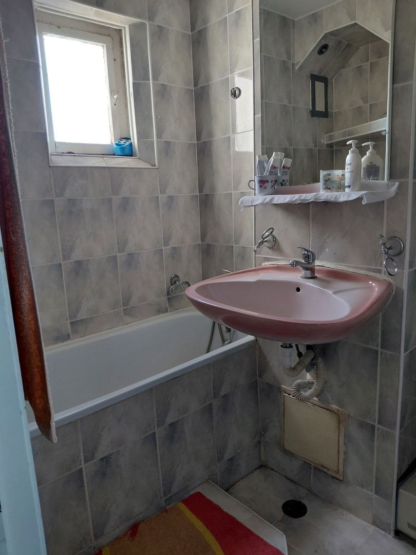 Apartamnent 3 cam dec  Micro 19 – 64 mp utili , etaj intermediar, - Poză 2