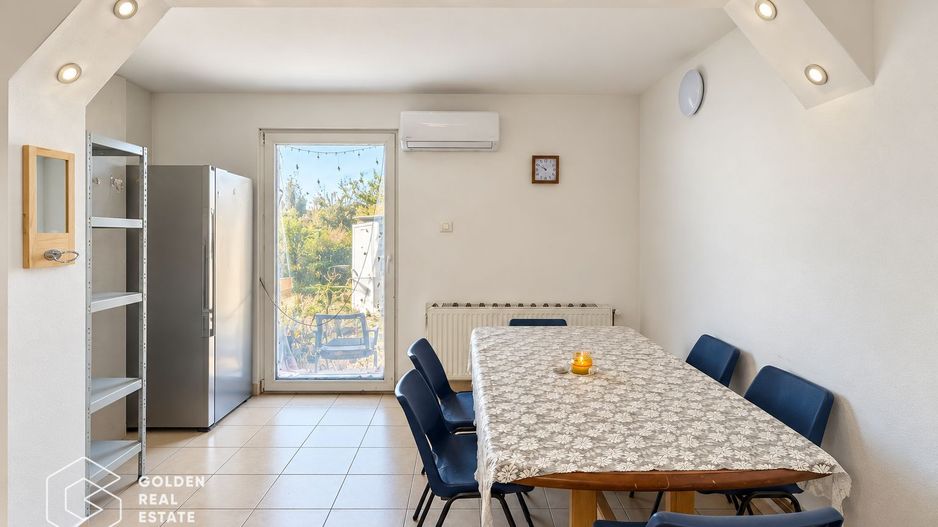 Casa cu 4 camere in Gai - Poză 8