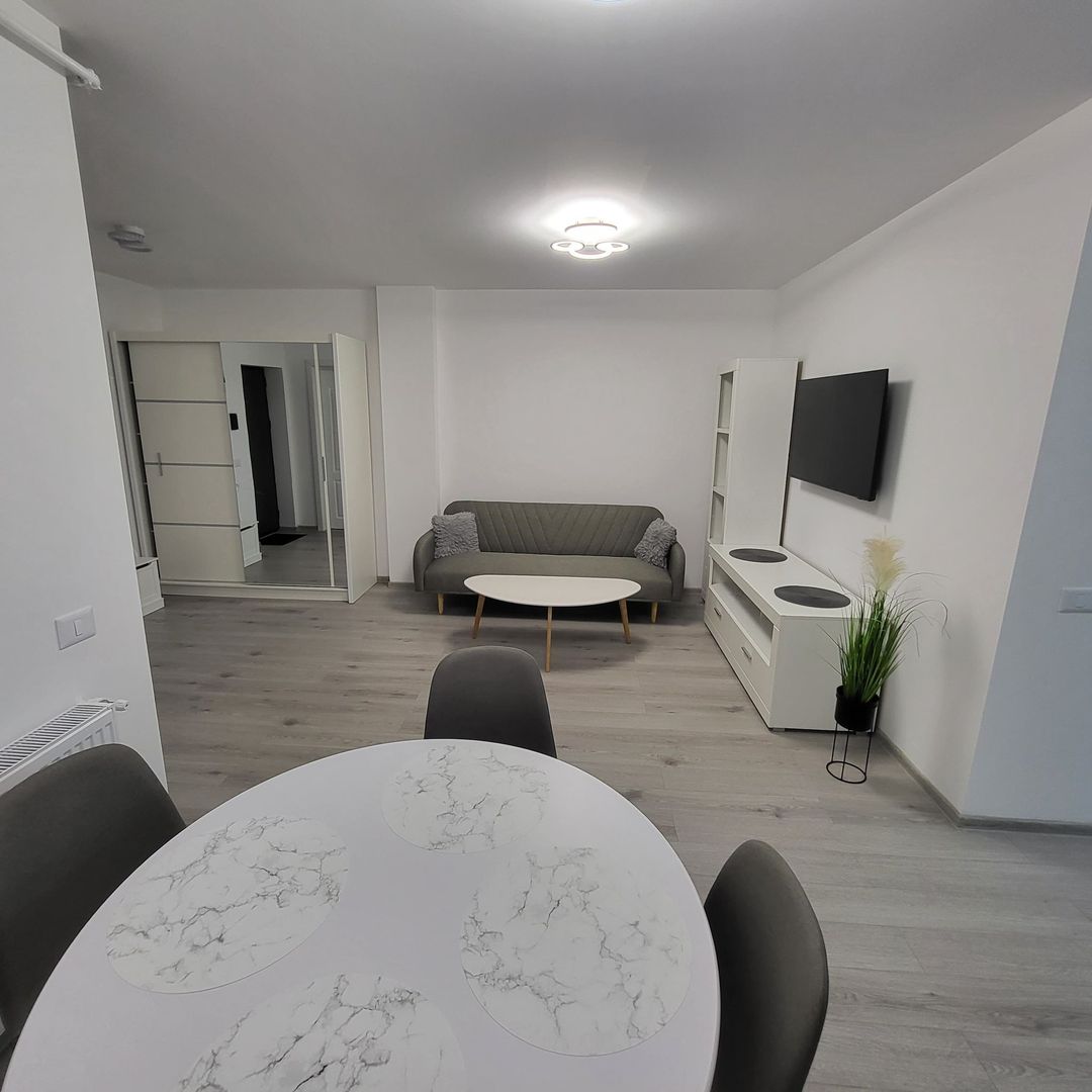 Apartament 2 camere, etaj 1 - zona Cetate - Poză 1