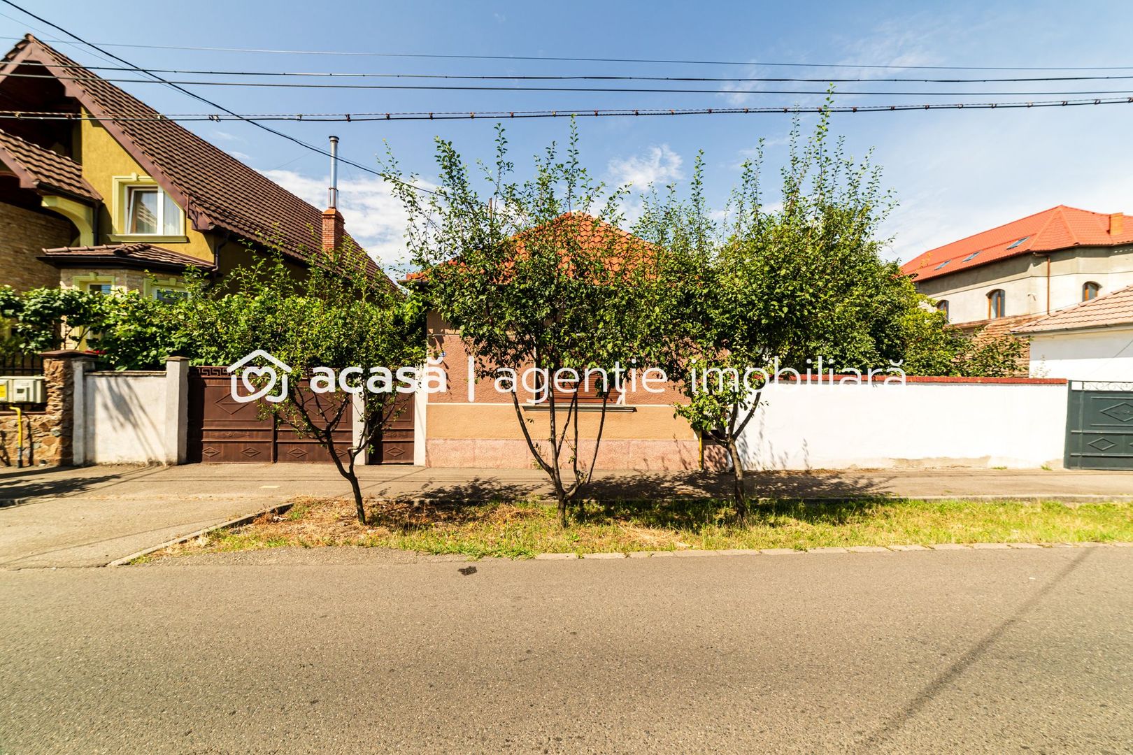 Casă cu teren generos în Aradul Nou - Poză 3