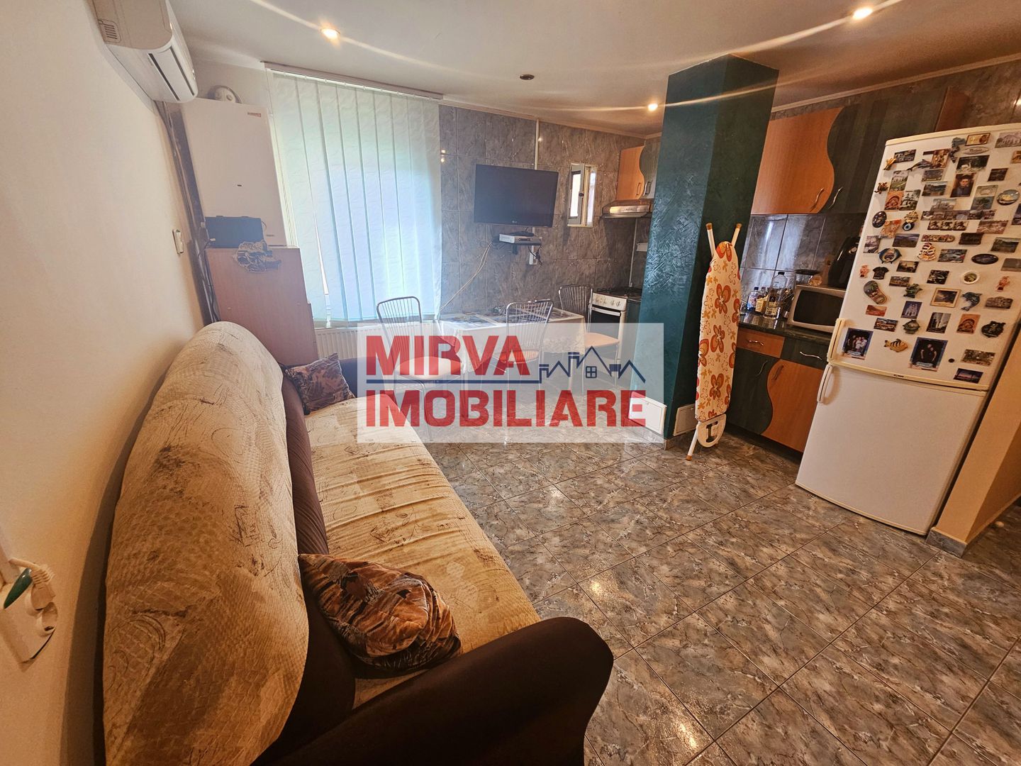 Vanzare apartament 2 camere, mobilat si utilat, in Plopeni - Poză 15