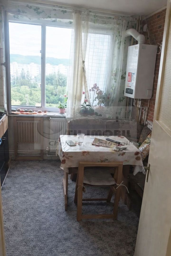 Gara - Str. Silvestru - Ap. 3 camere - 70 mp - 130.000 NEGOCIABIL! - Poză 3