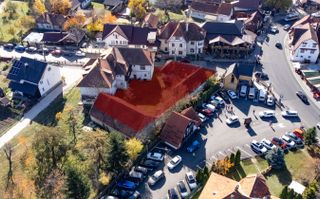 Imobil centru Bran / oportunitate de dezvoltare - Poză 1