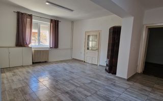 De inchiriat | Spațiu comercial central | Oradea. - Poză 2