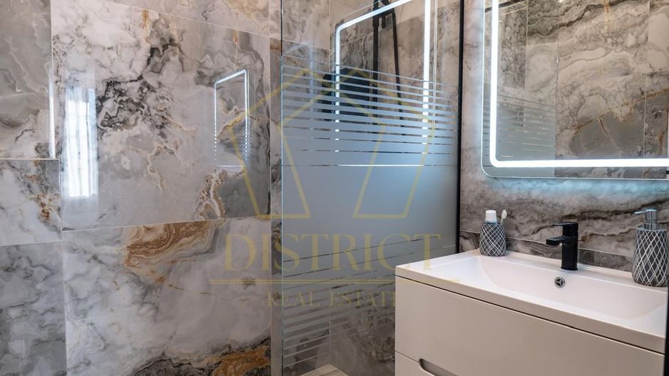 Vilă de LUX cu piscină, 278 mp utili și teren de 1.780 mp I Sag - Poză 28