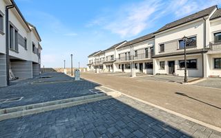 Dezvoltator - Case Premium într-un Cartier Privat. - Poză 21