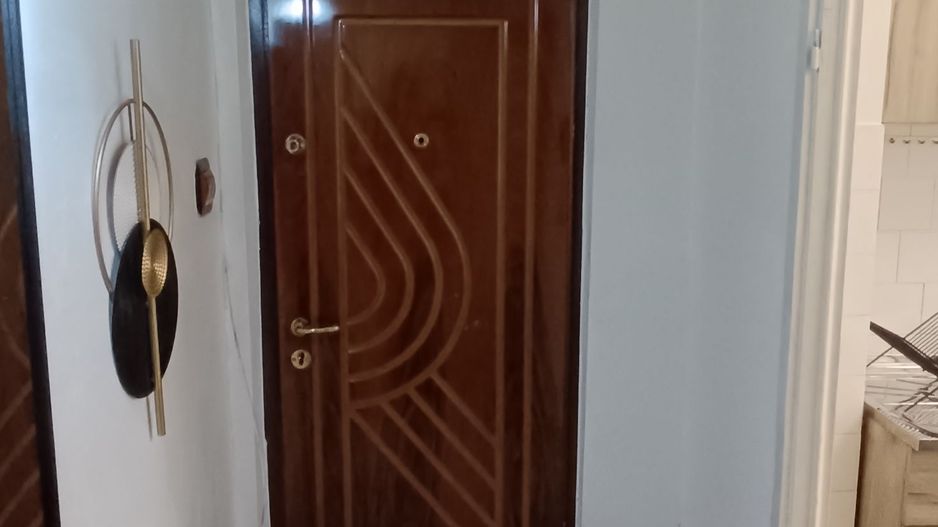 Apartament 2 camere la parter + balcon langa Spitalul Jufetean - Poză 11