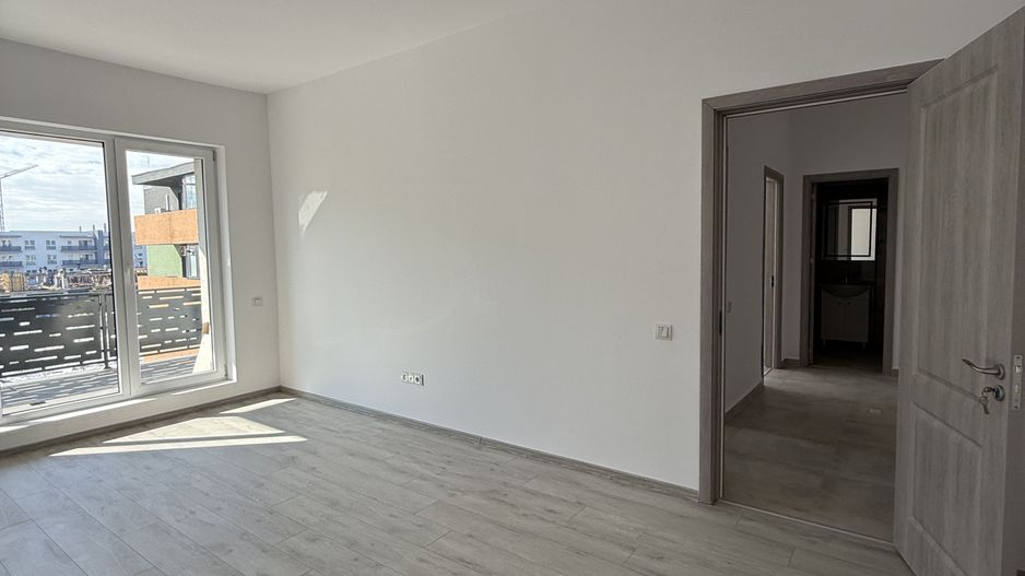 3 CAM. DECOMANDAT_BLOC P+4_SCOALA BRAUNER_METROU N. TECLU! - Poză 6