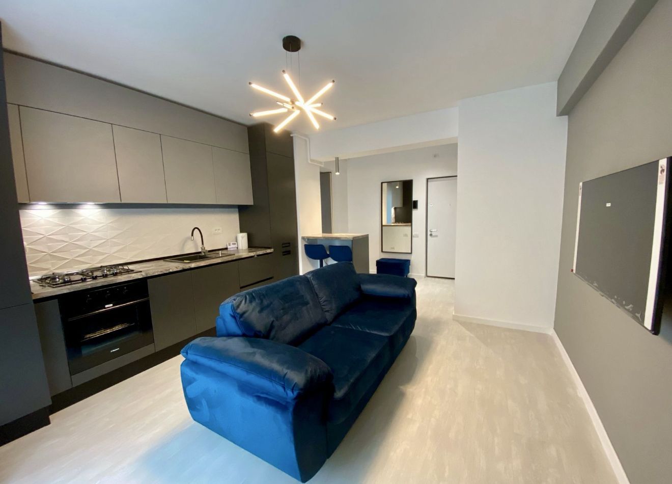 AP.2 CAMERE DOAMNA GHICA,CENTRALA PROPRIIE,PET-FRIENDLY,MOBILAT MODERN - Poză 1