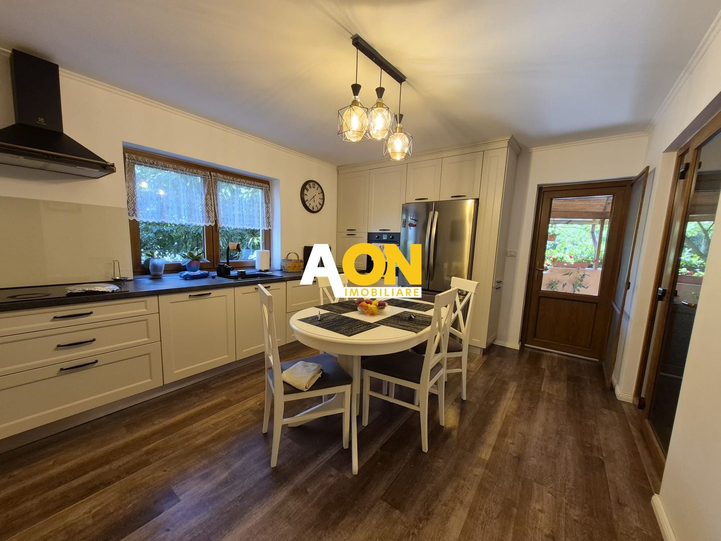 Duplex, D+P+M+1, 200 mp utili, Teren 1100 mp, Zona Micesti - Poză 9