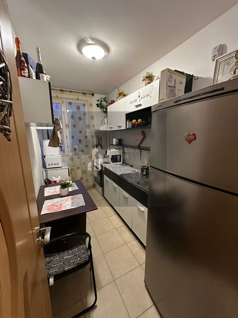 Apartament 2 camere decomandat Alexandru Obregia Sector 4/ loc parcare - Poză 5