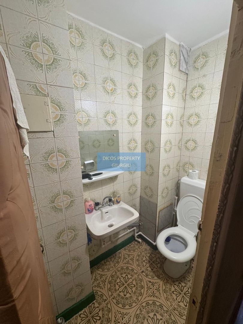 Apartament 4 camere de vânzare – zonă Școala 8 - Poză 6