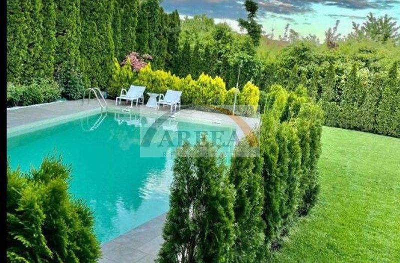 Vila lux de vanzare in cel mai dorit complex din Erou Iancu Nicolae-locatie rara - Poză 16