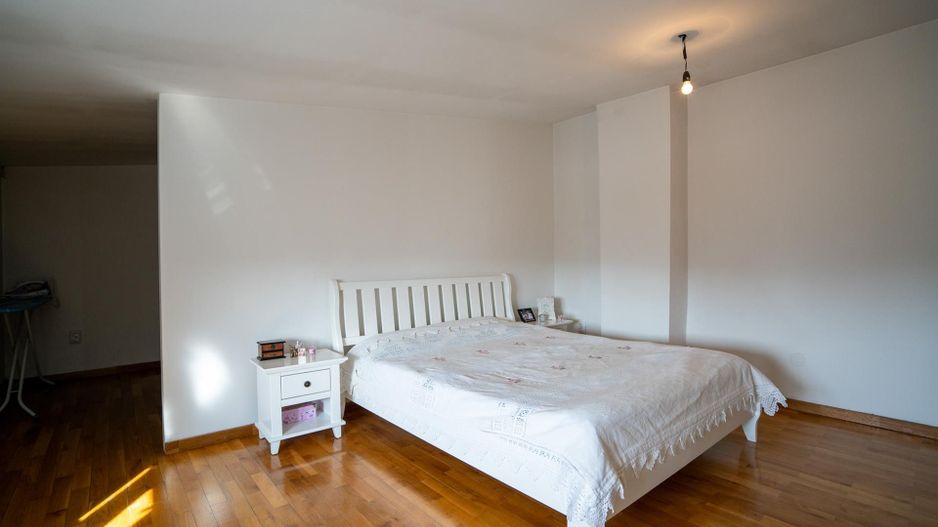 Casa Rogerius cu 8 camere - Poză 3