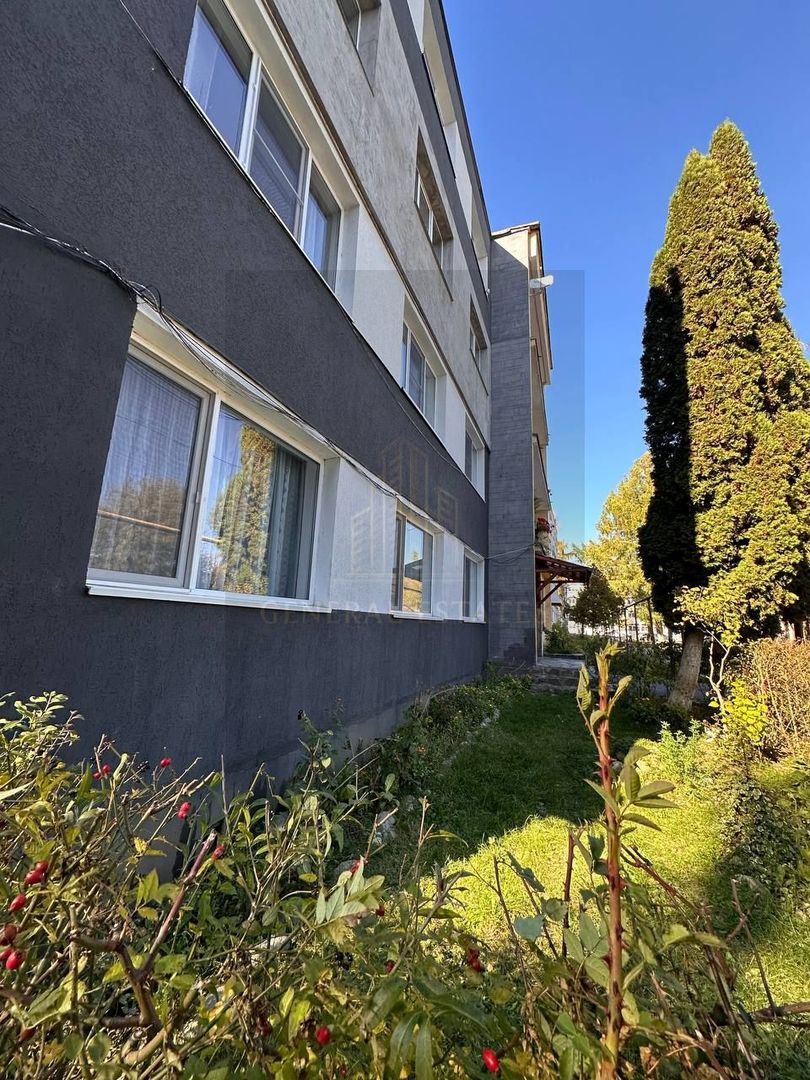 Studio luminos spre vanzaare, la poalele Pietrei Craiului – Zărnești - Poză 11