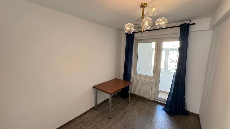 3 Camere Dristor Cu Parcare - Poză 11