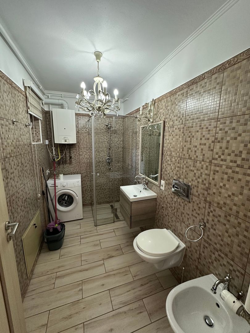 Apartment 4 camere Piata Unirii aproape de Medicina - Poză 6