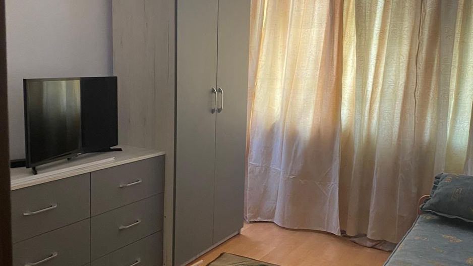Apartament cu trei camere decomandat, Calea Grivitei - Poză 4