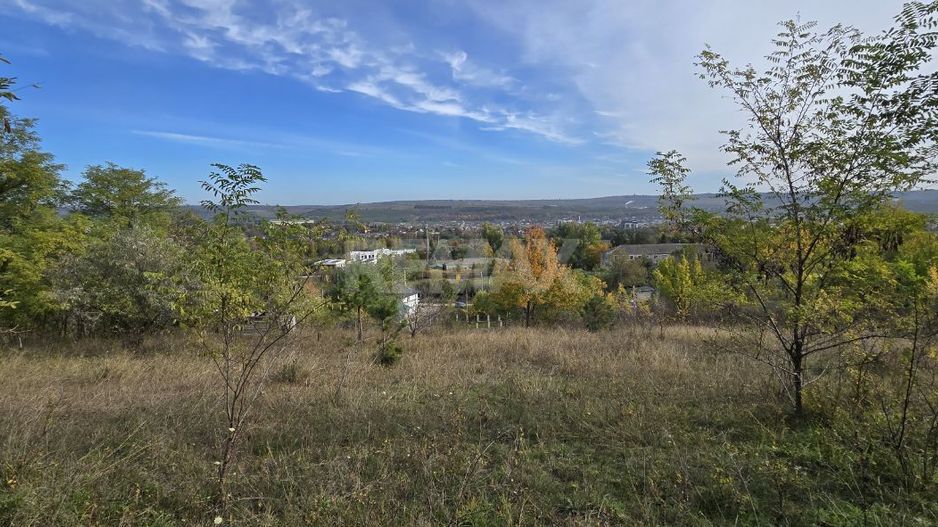 De vânzare teren 6 ari, orasul Hincesti - Poză 1