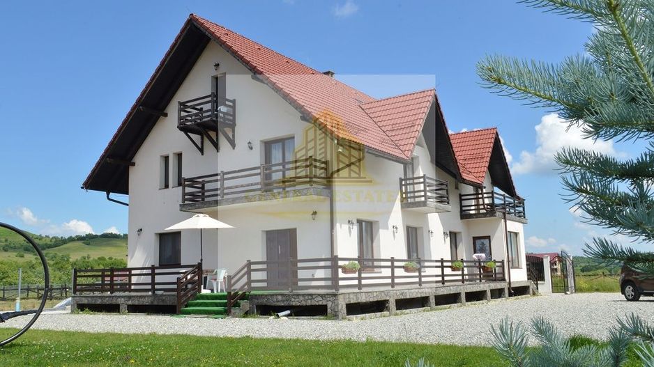 Vilă cu suflet și poveste în Tohanu Nou – Bran - Poză 1