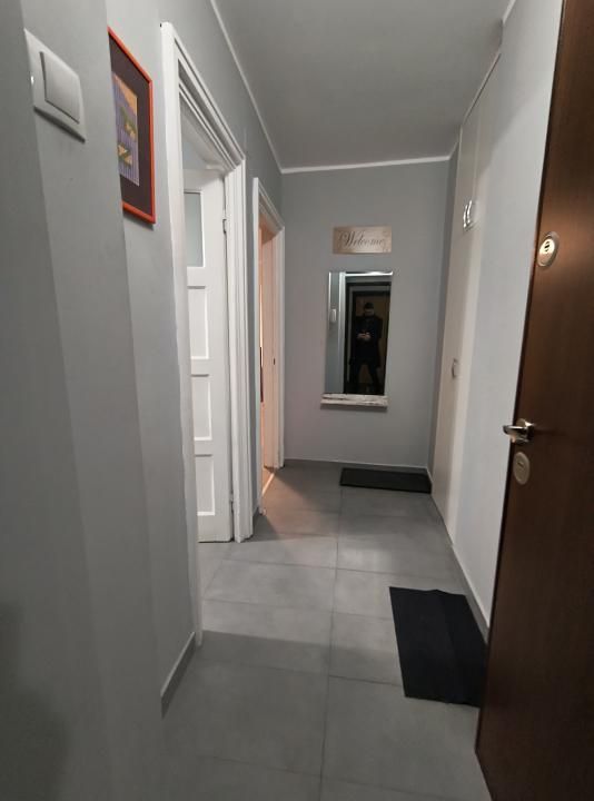 Piata Romana - Magheru - KFC - Poză 5