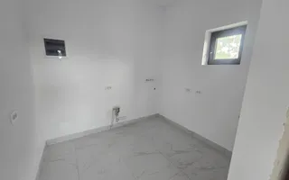Casă Nouă Modernă de Vânzare –Sărata, Bacău,Confort, Spațiu și Liniste - Poză 11