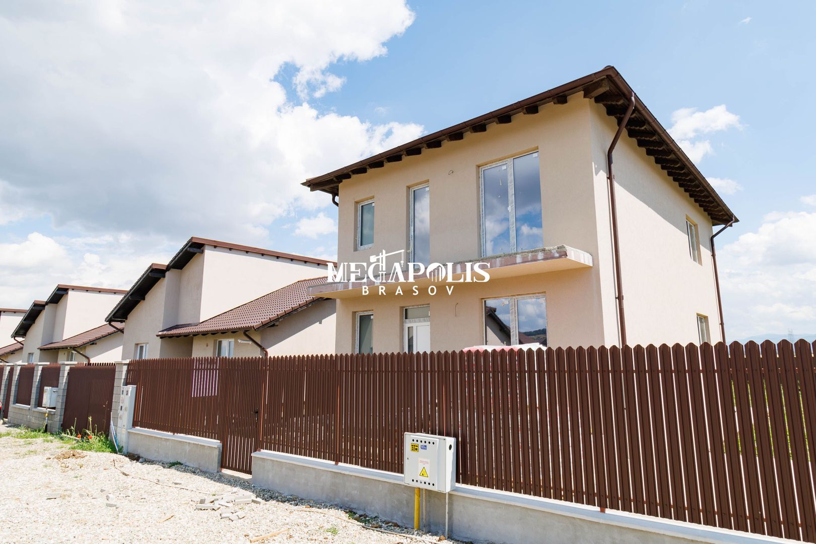 Predare August 2025/Utilitati/Finisaje Incluse/TVA Inclus - Poză 1