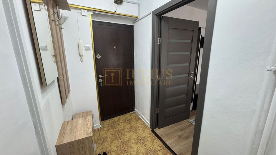 2 camere| cladire istorica| vis a vis de Catedrala| camere spatioase| - Poză 10