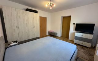 Casă Indiviudala cu 3 camere si 755 mp de teren in Giroc la asfalt. - Poză 3