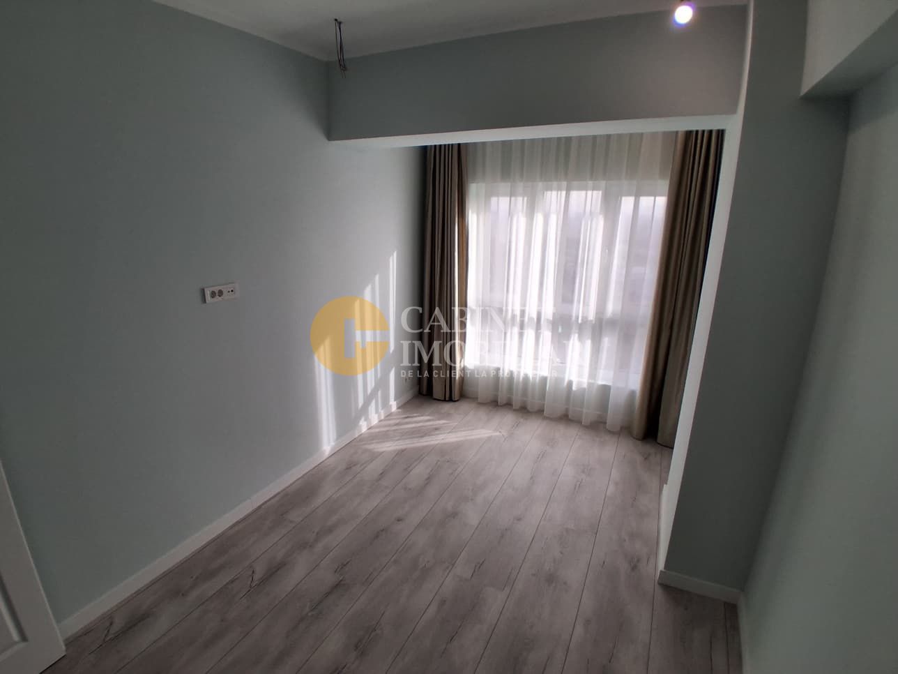 Apartament 4 camere, 2 bai, zona Tatarasi - Iasi - Poză 4