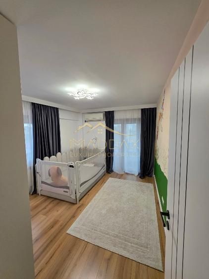 Apartament complet renovat – parcare subterana si boxa - Poză 6