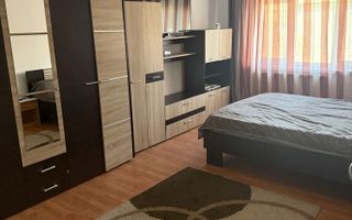 Apartament 3 camere decomandate, Plopilor, Noi, parcare inclusă. - Poză 1