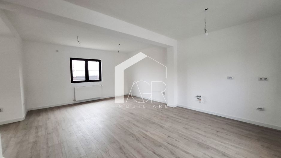 Casa P+1E+M, cu 5 camere, zona Rudului - Poză 4