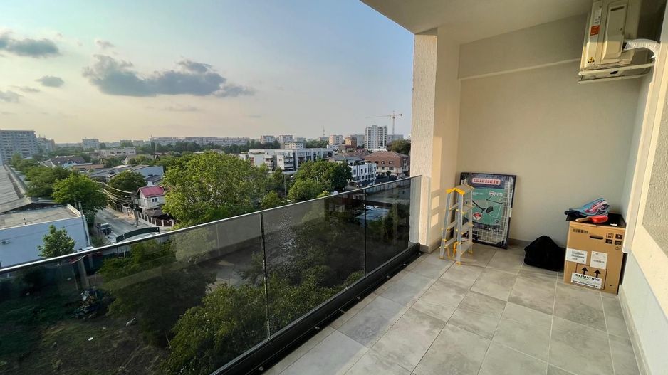 AP. 2 CAMERE- APARATORI,PARCARE INCLUSA, MASINA DE SPALAT VASE, METROU - Poză 8