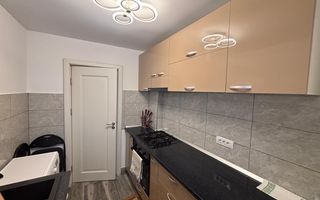 Apartament cu 2 camere, renovat complet, str.Libertății, Moinesti - Poză 12
