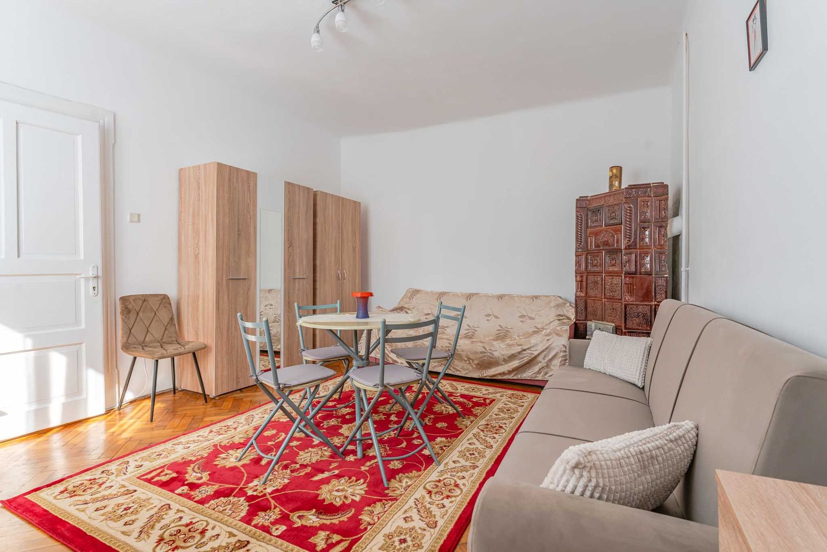 Garsoniera la casa in Brasov - Poză 3