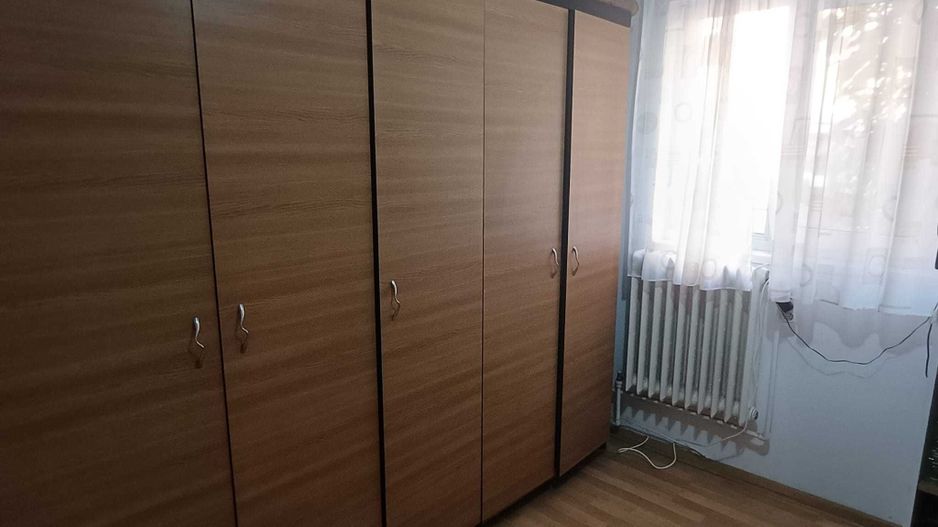 Apartament 2 dormitoare, living + bucataria, Cetate, Sc. nr. 7 - Poză 6
