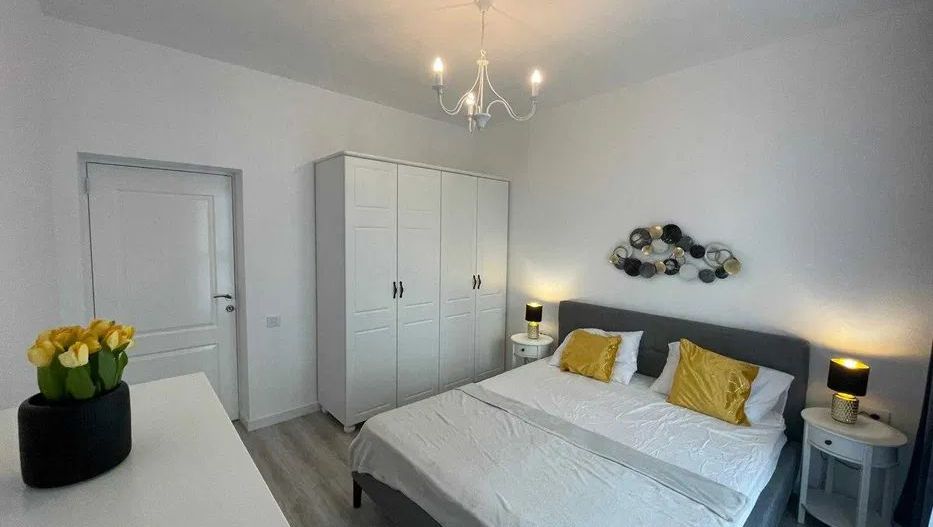 APARTAMENT DE LUX EXIGENT PLAZA MOBILAT & UTILAT CENTRALA PROPRIE - Poză 1