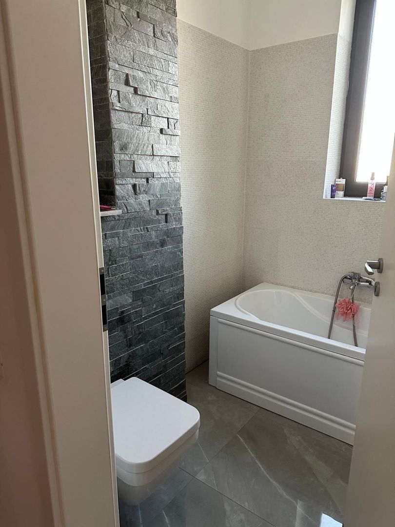 Inchiriere 4 camere in duplex, Otopeni-Central - Poză 9