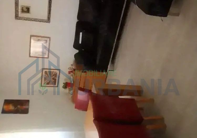 apartament 3 camere - Poză 1