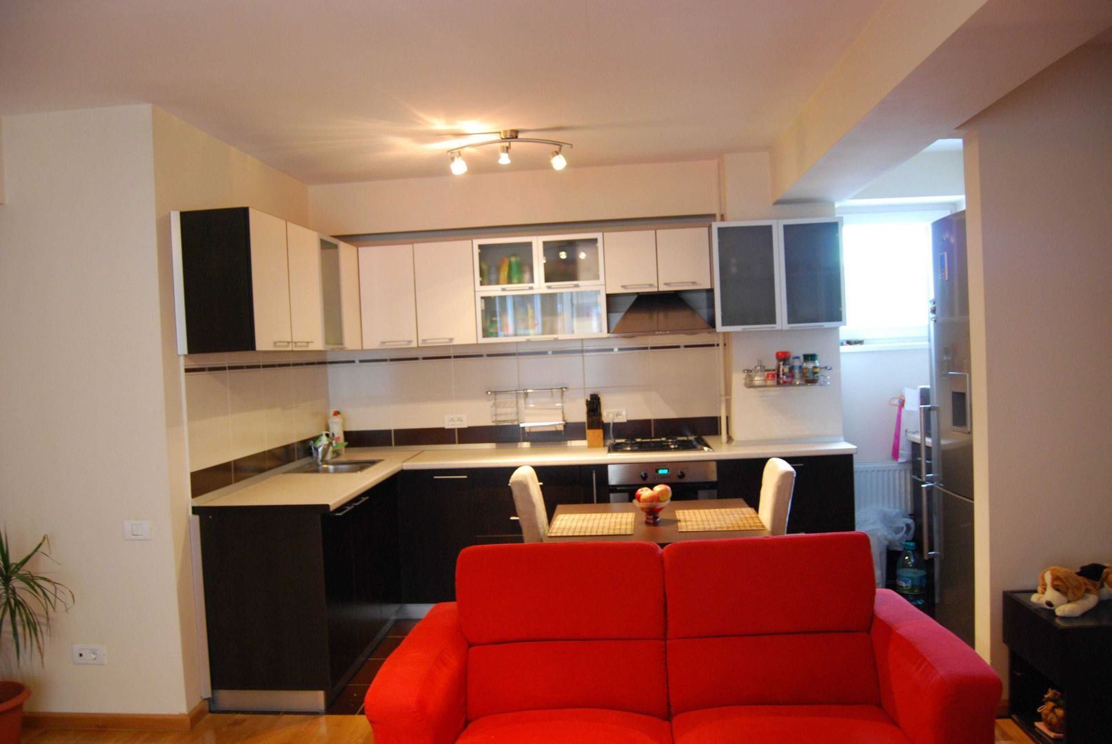 3 Camere Spațios, Renov﻿at Recent | Zona Decebal – Theodor Speranția - Poză 2