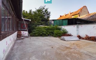 Apartament cu 3 camere în zonă Centrală, Lipova - Poză 17